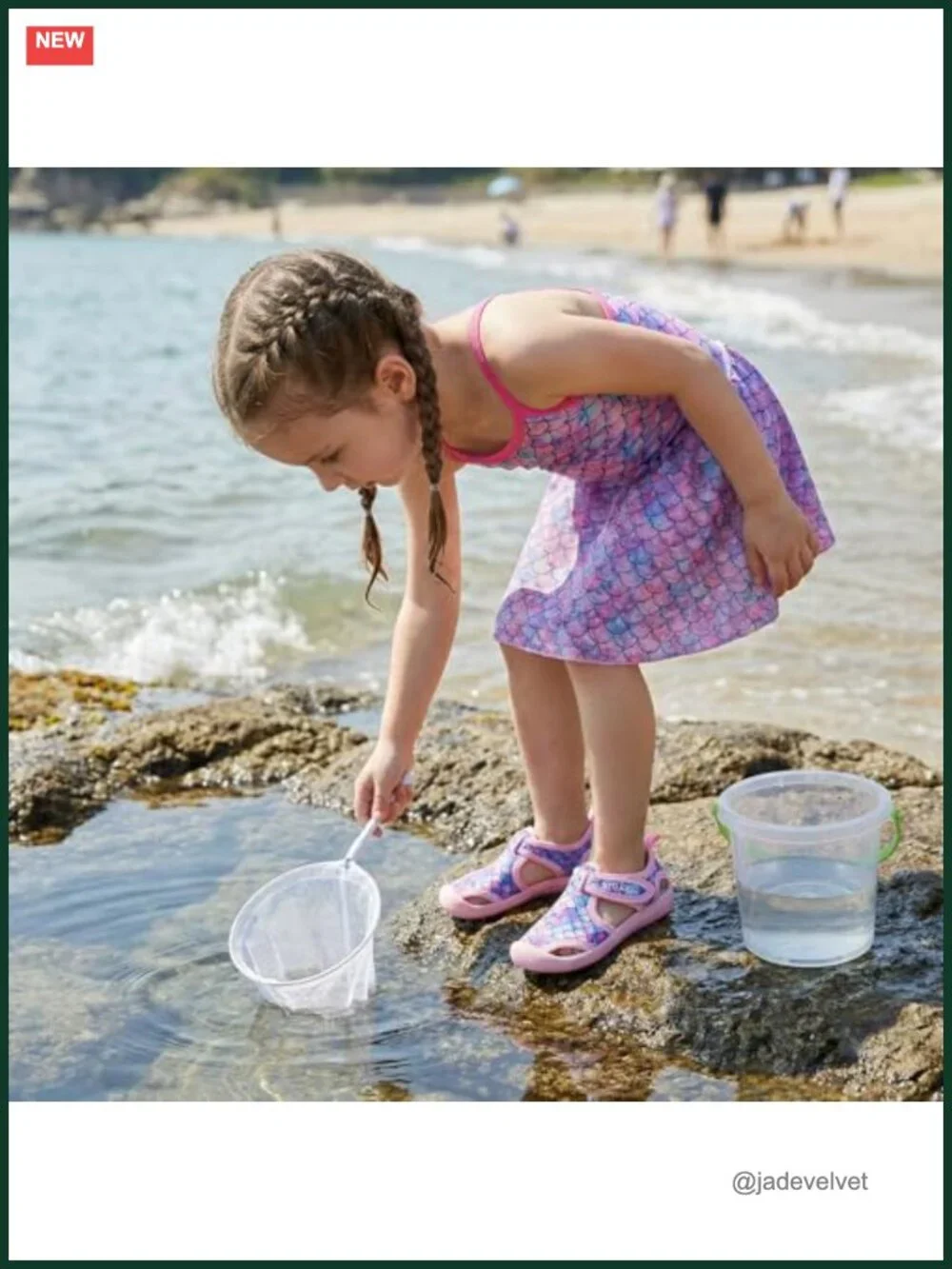 Quick-Dry Water Shoes with Hook-and-Loop Closure for Beach & Pool